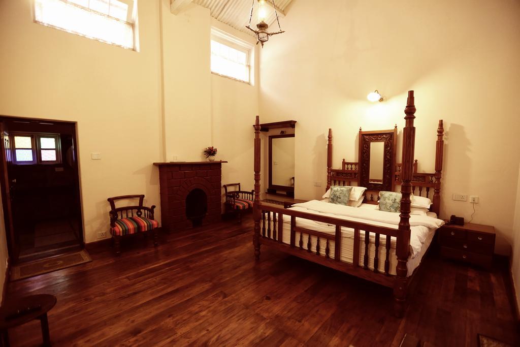 The Grange Hotel Ooty Szoba fotó