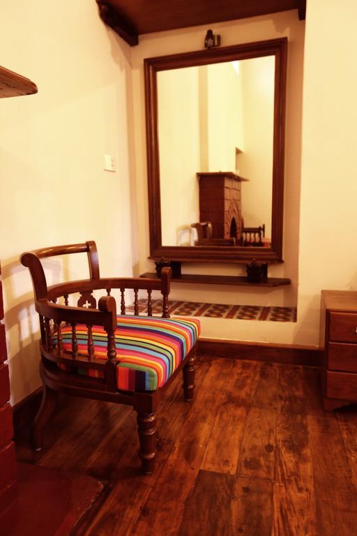 The Grange Hotel Ooty Szoba fotó